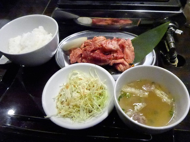 User's review image for 肉屋 金星 本町店