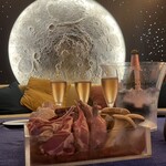 User's review image for MOON 901