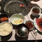 用戶對於龍月園的評論圖