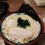 用户对于横浜家系ラーメン 武田家 旭川店的评论图