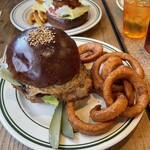 用户对于ザ バーガースタンド ナツメグ的评论图