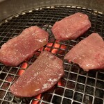 用户对于焼肉・しゃぶしゃぶ 肉の鶴々亭的评论图