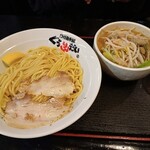 用户对于つけ麺本舗 ぐうりんだい的评论图