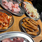 用戶對於肉問屋直営 食肉市場 とんちゃん焼肉 大王的評論圖