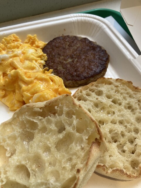 用户对于マクドナルド 小倉駅前店的评论高清图