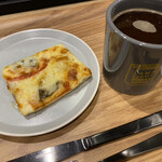 用戶對於LAMP LIGHT BOOKS CAFE的評論圖