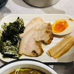 User's review image for ガガナラーメン 極