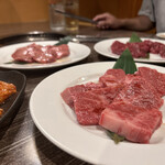 用户对于焼肉・しゃぶしゃぶ 肉の鶴々亭的评论图