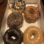 用户对于クリスピー クリーム ドーナツ LINKS UMEDA店的评论图