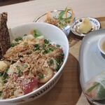 用户对于ダナン町的评论图