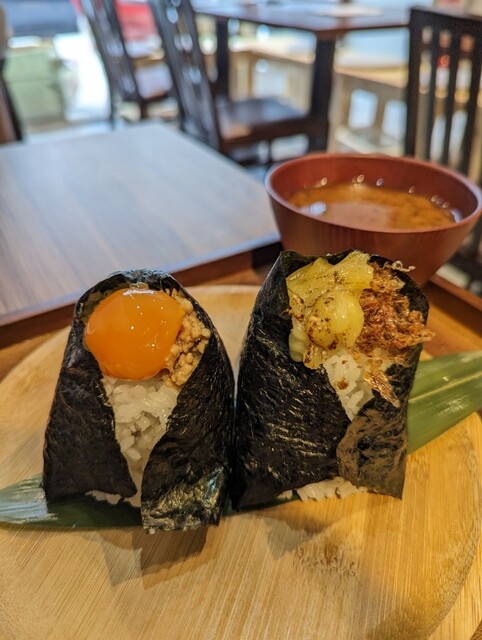 用户对于おにぎり屋 おなかすいた。的评论高清图