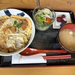 用户对于どんぶりキッチンあかずきん的评论图