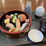 用户对于参議院議員会館食堂的评论图