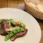 用戶對於Bistro Buzz的評論圖