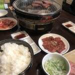 用户对于炭火焼肉 耀的评论图