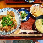 用户对于おでん×スタンド三徳六味 ESTフードホール的评论图