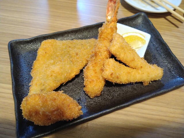 用户对于串かつ 千里的评论高清图