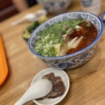 用户对于伊蘭香的评论图