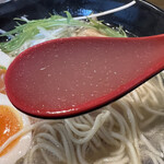 用户对于英的评论图