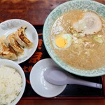 用户对于環七土佐っ子ラーメン的评论图