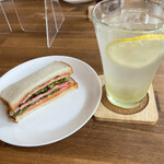 用户对于アンク サンドイッチ カフェ的评论图