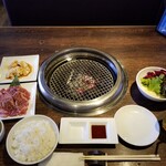 用户对于和牛焼肉ブラックホール 池袋西口店的评论图