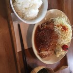 用户对于オンザテーブル的评论图