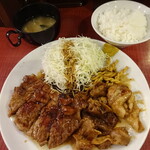 User's review image for HONMACHI 豚テキ 南船場店
