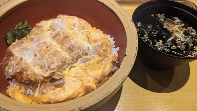 用户对于自家製麺 うちそば 芝浦二丁目店的评论高清图