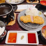 用户对于牛カツ京都勝牛 原宿明治通り店的评论图