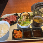 User's review image for 炭火焼肉HONMACHI