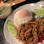 用户对于ヴィエン タイ的评论图