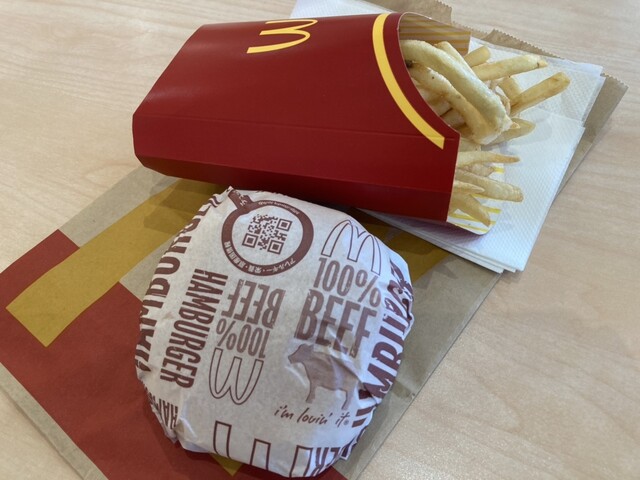 用户对于マクドナルド 札幌アリオ店的评论高清图