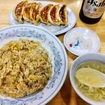 用户对于ぎょうざの満洲 中野南口店的评论图