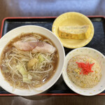 用户对于大衆食堂 半田屋 西線南七条店的评论图