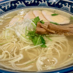 用戶對於咸亨酒店的評論圖