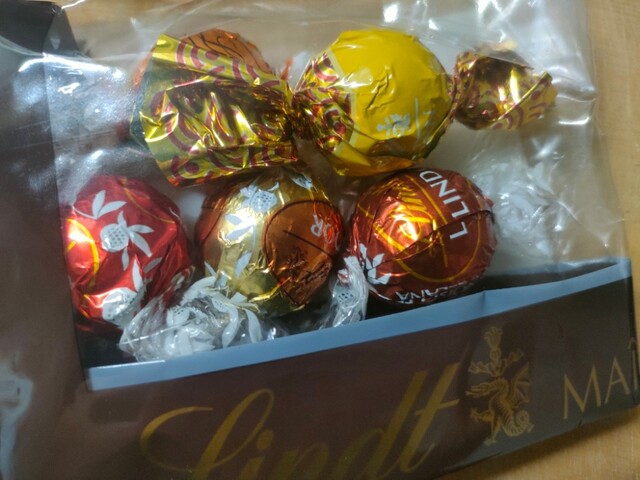 用戶對於リンツ ショコラ ブティック 天神地下街店的評論高清圖