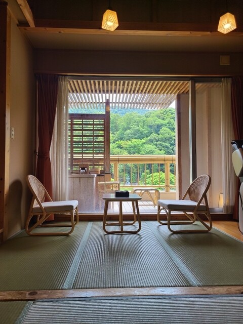 用戶對於不死王閣的評論高清圖