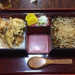 用戶對於長岡屋的評論圖