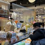用戶對於焼きたてチーズケーキ りくろーおじさんの店 JR新大阪駅中央口店的評論圖