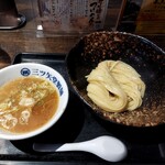 用戶對於三ツ矢堂製麺 中目黒店的評論圖