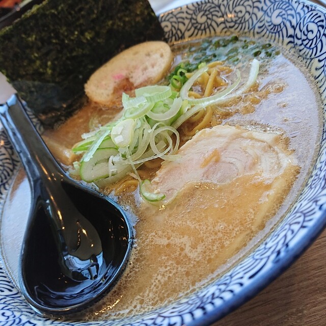 用户对于麺や 虎鉄 厚別店的评论高清图