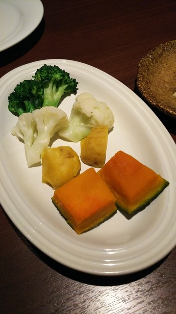 用户对于チーズフォンデュ＆ステーキ＆ワイン ケルン 本店的评论高清图