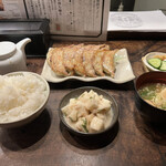 用户对于ぎょうざ処 亮昌 新風館的评论图