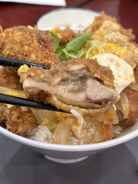用户对于小樽ザンギとサケ 半身揚げのジョニー的评论高清图