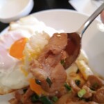 用户对于ヴィエン タイ的评论图