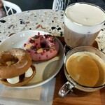 用户对于NAYAMACHI DONUTS 君に、あげる的评论图