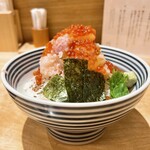 用戶對於日本橋海鮮丼 つじ半 ミッドタウン店的評論圖