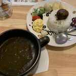 用户对于スタジオクートカフェ的评论图