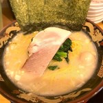 用户对于横濱家系ラーメン 神山 松屋町店的评论图